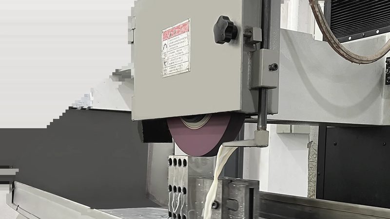 塑胶模具钢料选型：揭秘如何精准匹配需求